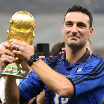 Juara Dunia Tapi Kalah Bayaran, Gaji Lionel Scaloni Ternyata Paling Rendah di Piala Dunia 2026